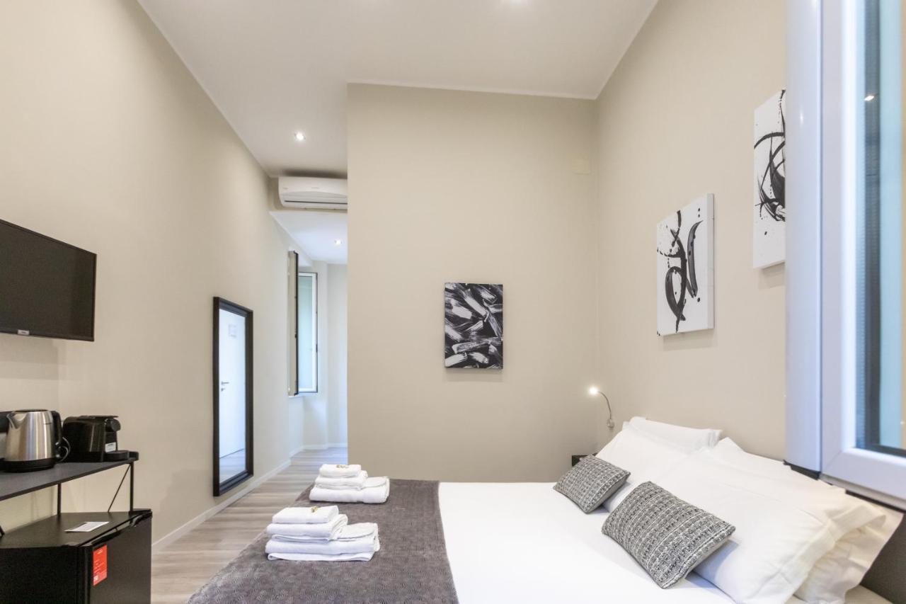 Suites 44 - Guesthouse Rome Bagian luar foto
